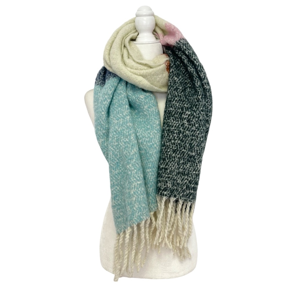 NWT Sonoma Kohls Chunky Oversized Scarf Utility Multi Color Block With Tassels